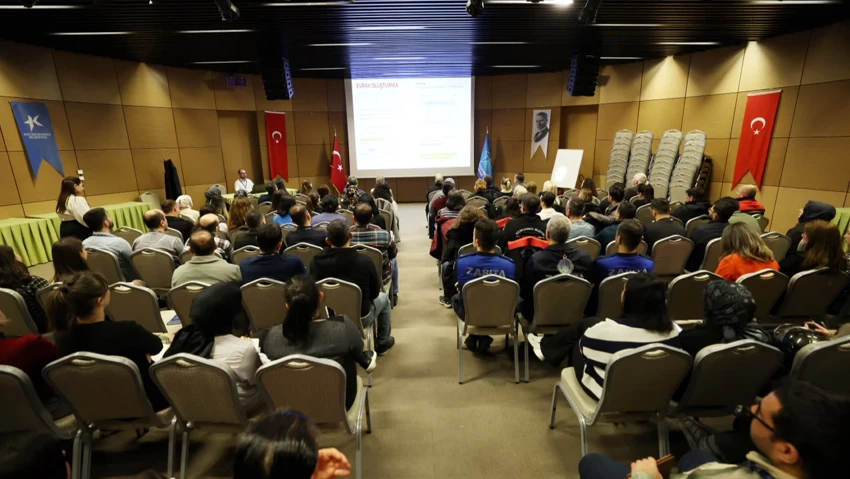 Küçükçekmece’de personele resmi yazışma ve EBYS eğitimi verildi (Kardeş Haber)