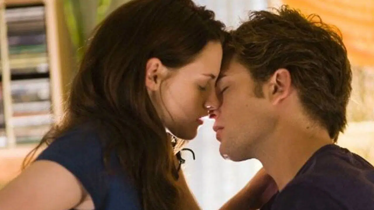 Araştırma Sonucu Şaşırttı: “İyi Bir Öpücük” Tekniğe Değil Zihne Bağlı (Kardeş Haber)