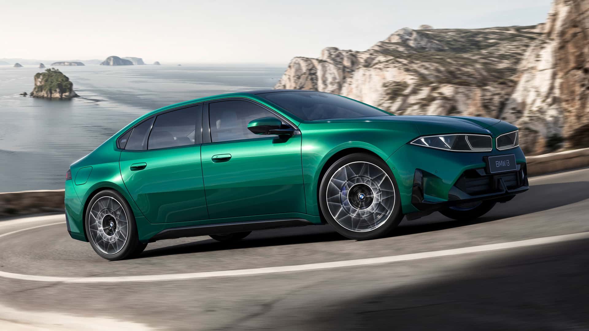 BMW’den Çin Hamlesi: İkonik i3 Modeli Artık Daha Uzun ve Daha Konforlu!