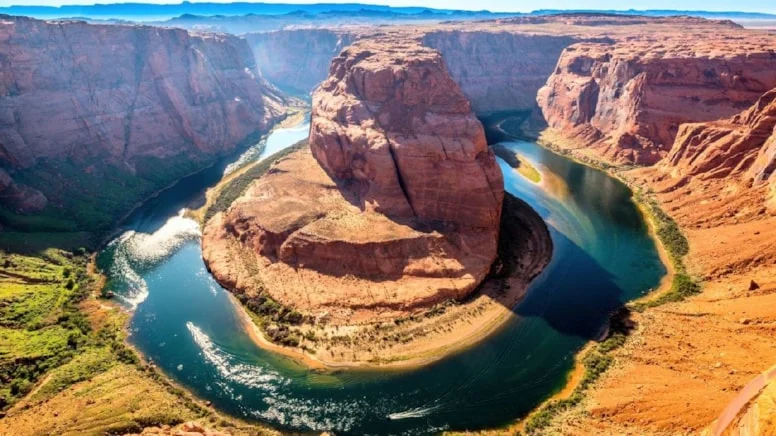 Milyonlarca Yıllık Sabrın Ürünü: Horseshoe Bend’in Büyüleyici Jeolojik Hikâyesi!