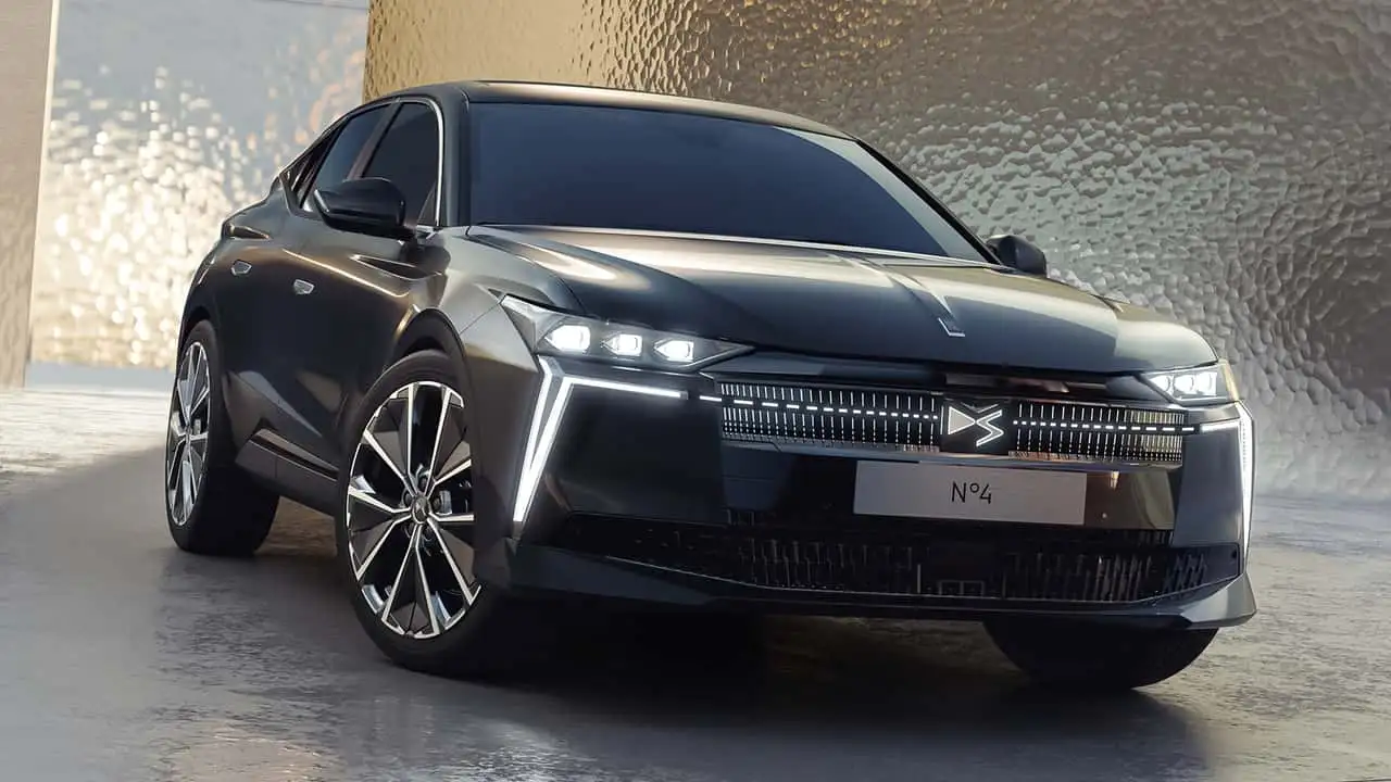 DS N°4 Türkiye’de satışa çıktı: Fransız zarafeti premium segmentte sahneye çıktı (Kardeş Haber)