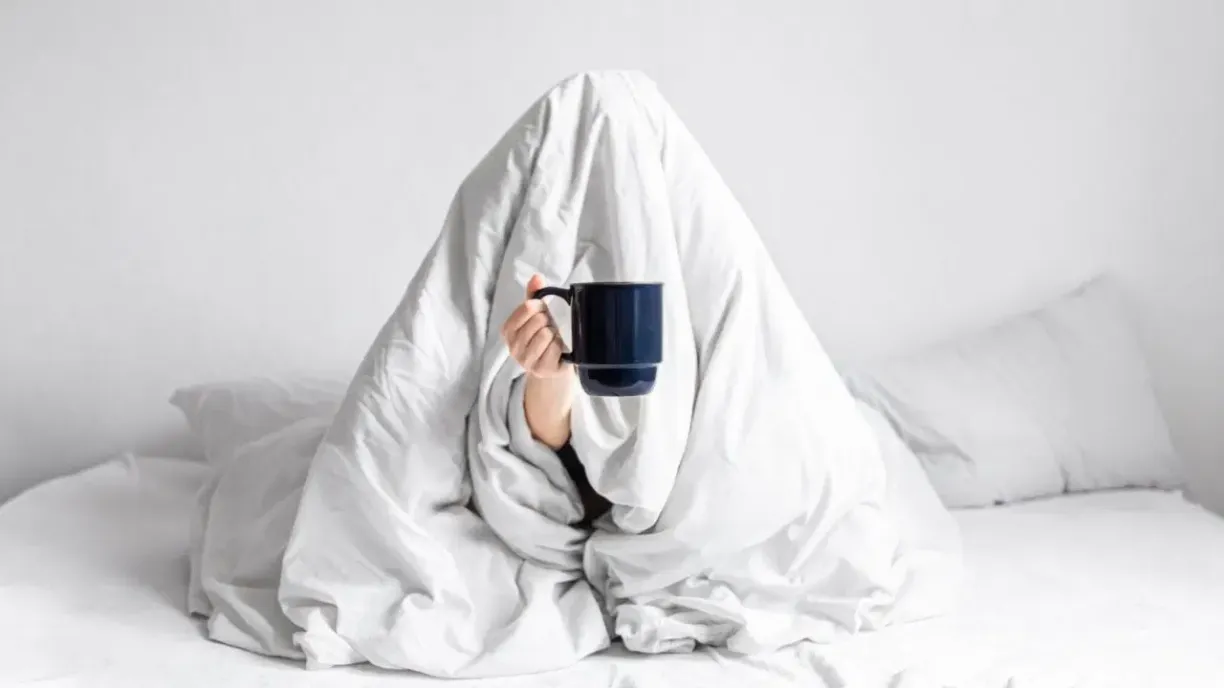 Bilim Açıkladı: Az Uykuyla Fonksiyonel Kalmak Gerçekten Mümkün mü? (Kardeş Haber)