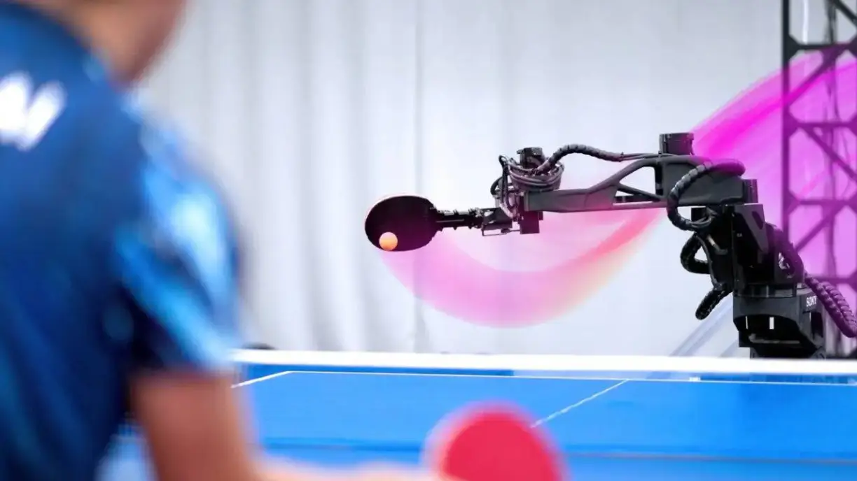 Algoritma vs. Refleks: Yapay Zeka Masa Tenisinin Yeni Hükümdarı Oldu!
