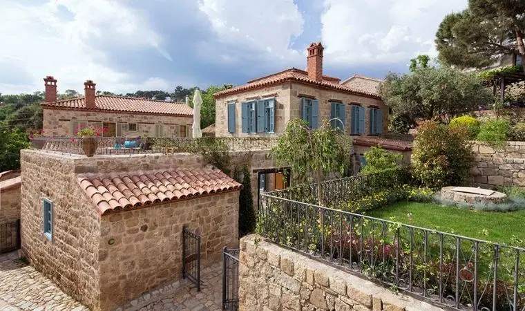 Adatepe Nerede, Nereye Bağlı? 2026’nın En İyi Turizm Köyü Adayı Açıklandı