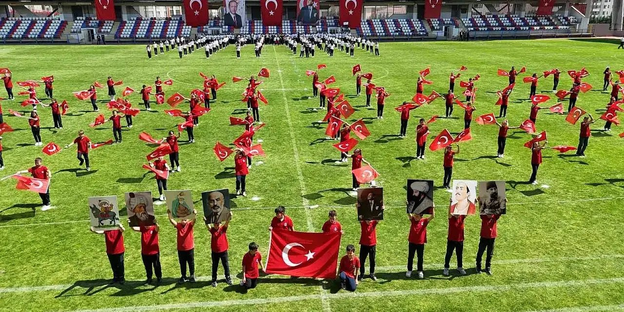 23 Nisan Hazırlıkları Başlıyor: Öğretmen ve Öğrencilere 10 Günlük İzin