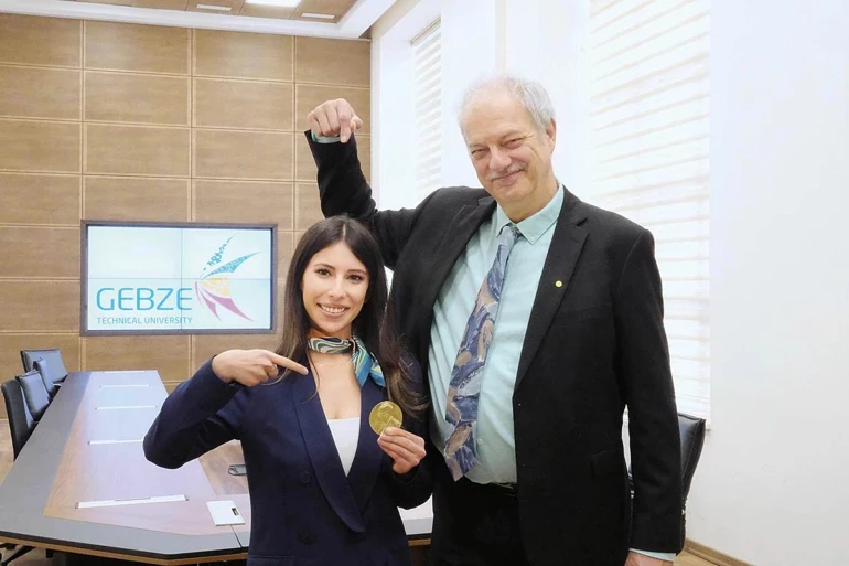 Hırsla Değil Merakla Çalışın (Kardeş Haber)