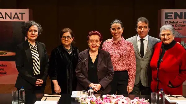 Dikmen Gürün’ün Yeni Kitabı ENKA Oditoryumu’nda Tanıtıldı(Kardeş Haber)