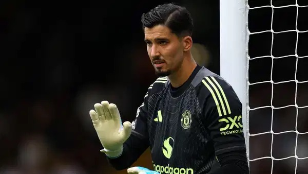 Manchester United’dan Altay Bayındır Kararı!