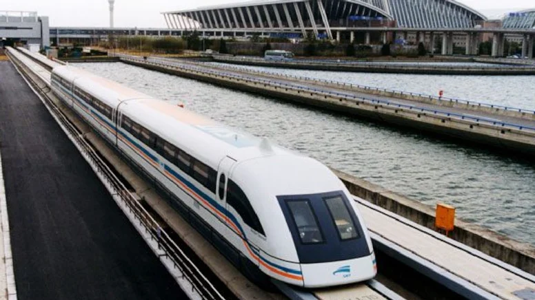 Raylara Temas Etmeden 460 Km/s Hız: Şanghay Maglev Ulaşım Standartlarını Yeniden Belirliyor