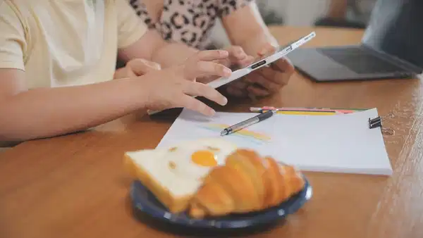 Sınav Sabahı Kahvaltısı Nasıl Olmalı? Uzmanlardan Beslenme Tavsiyeleri