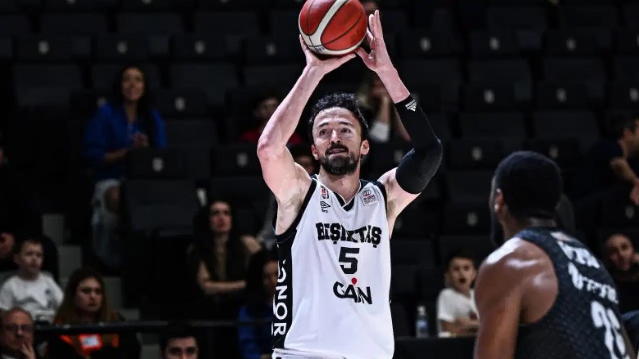 Beşiktaş GAİN, Aliağa Petkimspor’a Şans Tanımadı