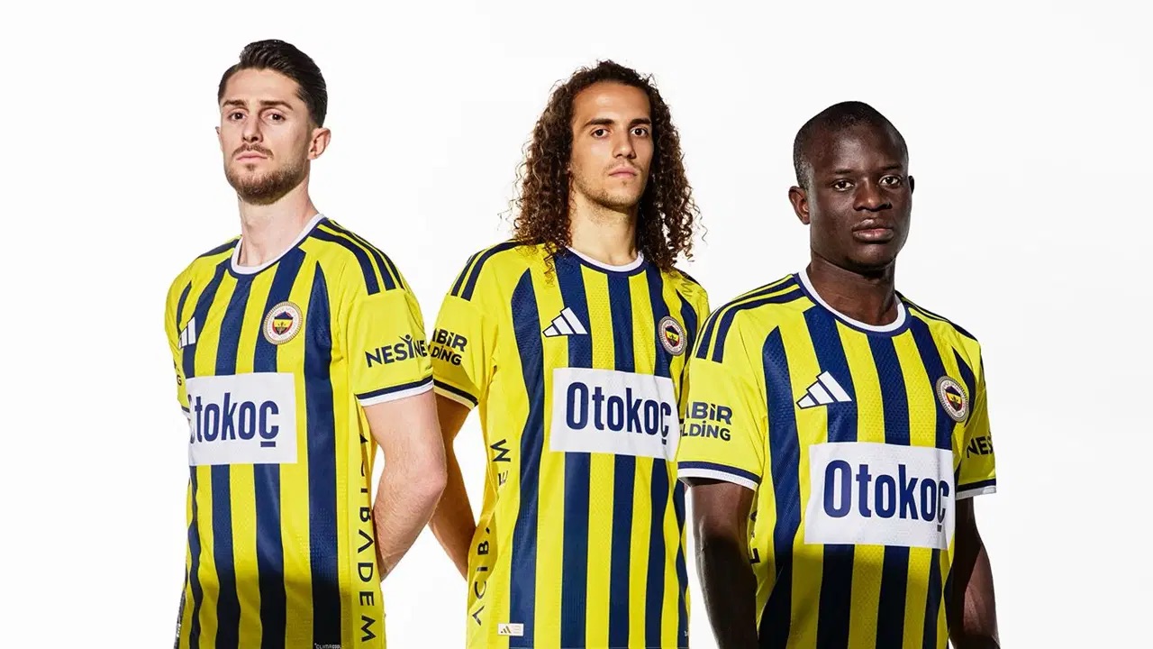 Fenerbahçe yeni sezon formalarını tanıttı: