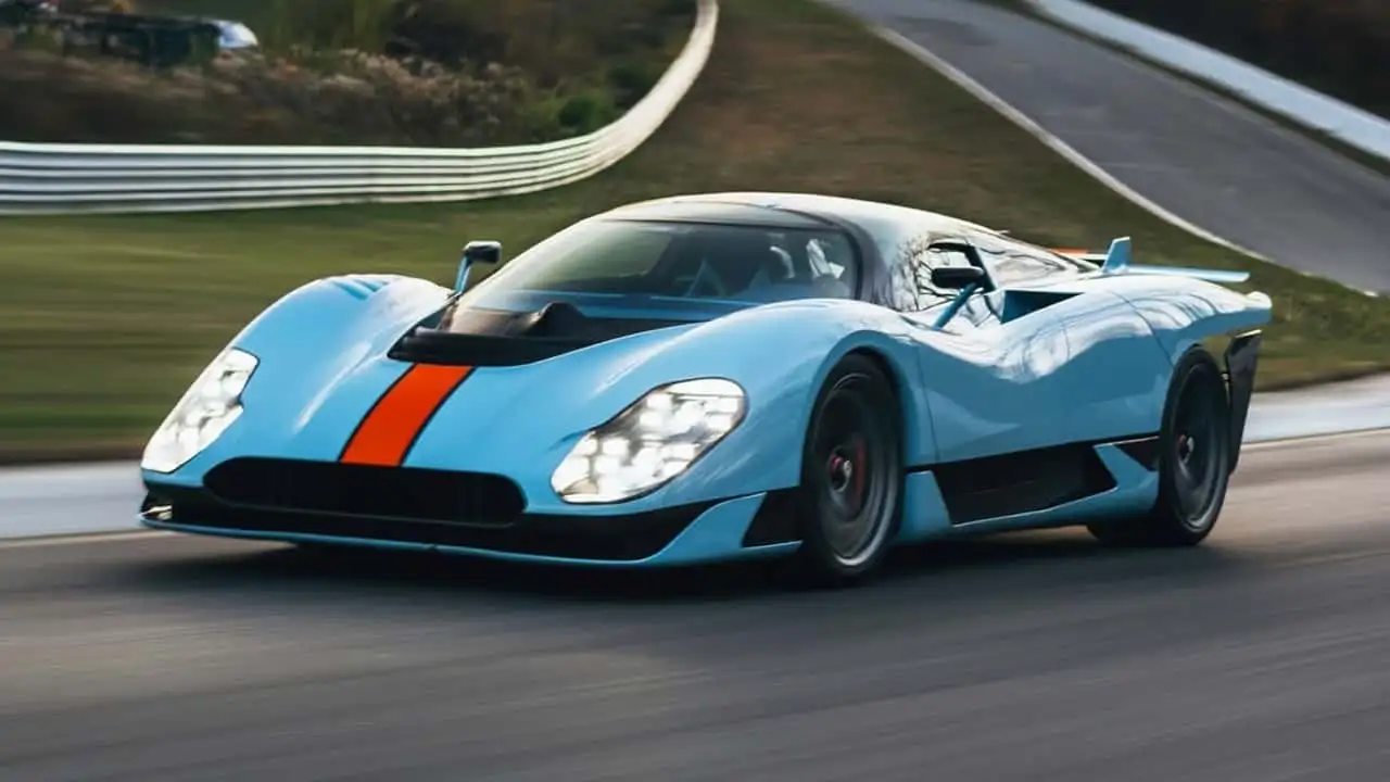 Kaputun Altındaki Alman Sırrı: Bu Vahşi Hiper Otomobil Porsche İmzası Taşıyor